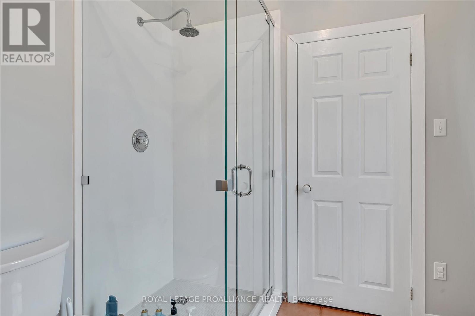 24 Katherine Street, Selwyn, Ontario  K0L 2H0 - Photo 39 - X12069815