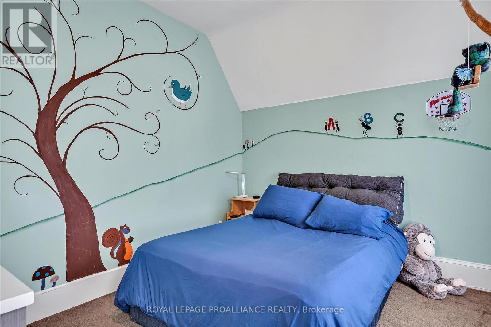 24 Katherine Street, Selwyn, Ontario  K0L 2H0 - Photo 40 - X12069815