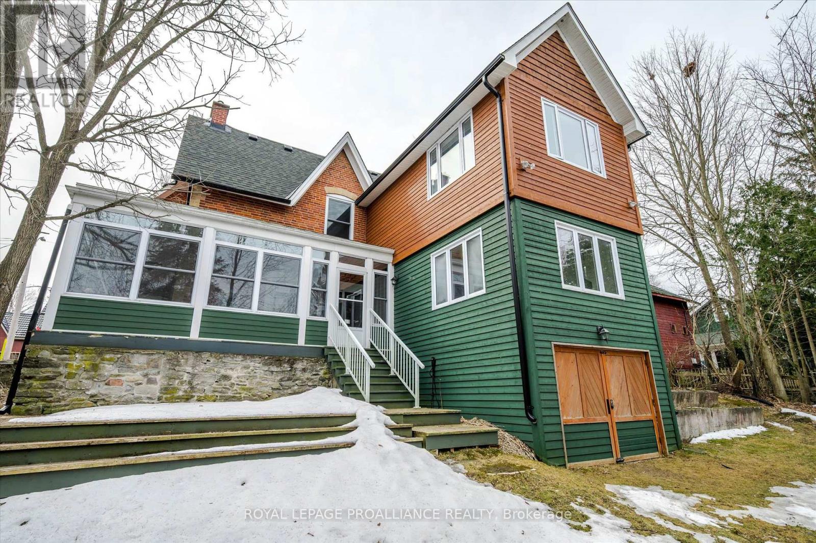 24 Katherine Street, Selwyn, Ontario  K0L 2H0 - Photo 45 - X12069815