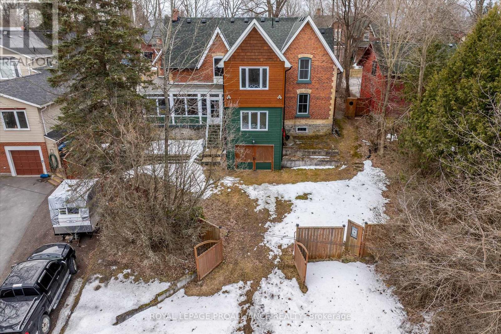 24 Katherine Street, Selwyn, Ontario  K0L 2H0 - Photo 49 - X12069815