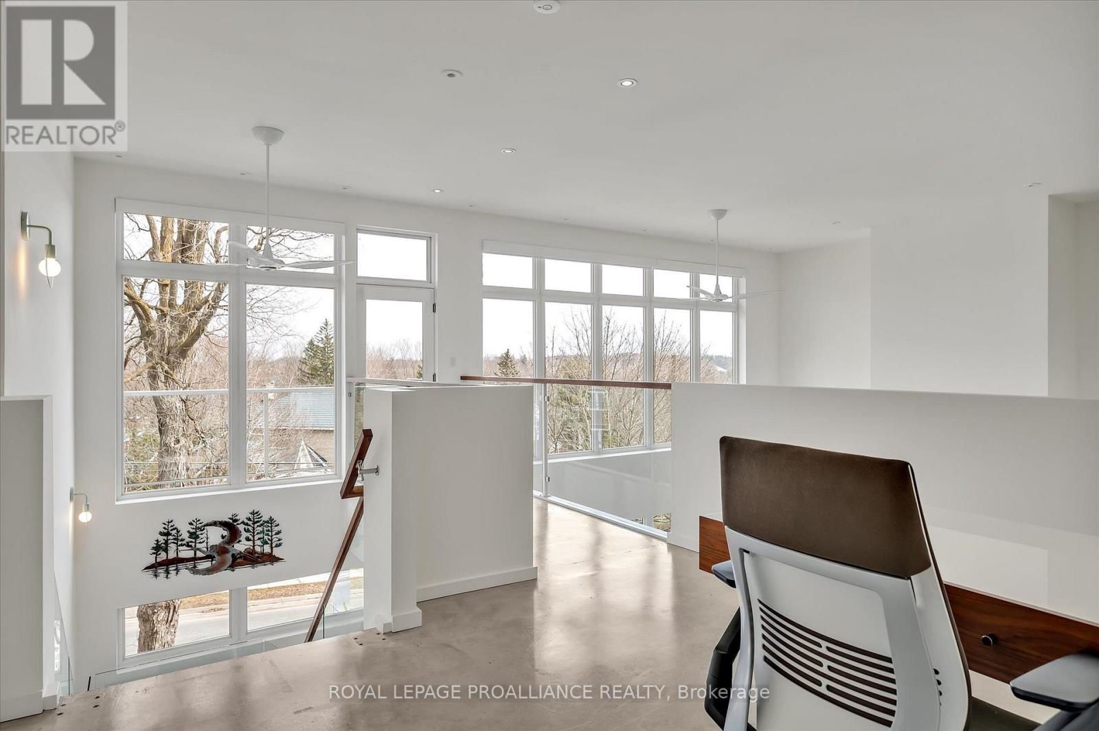 51 Benson Avenue, Peterborough North (South), Ontario  K9H 5X7 - Photo 28 - X12069978