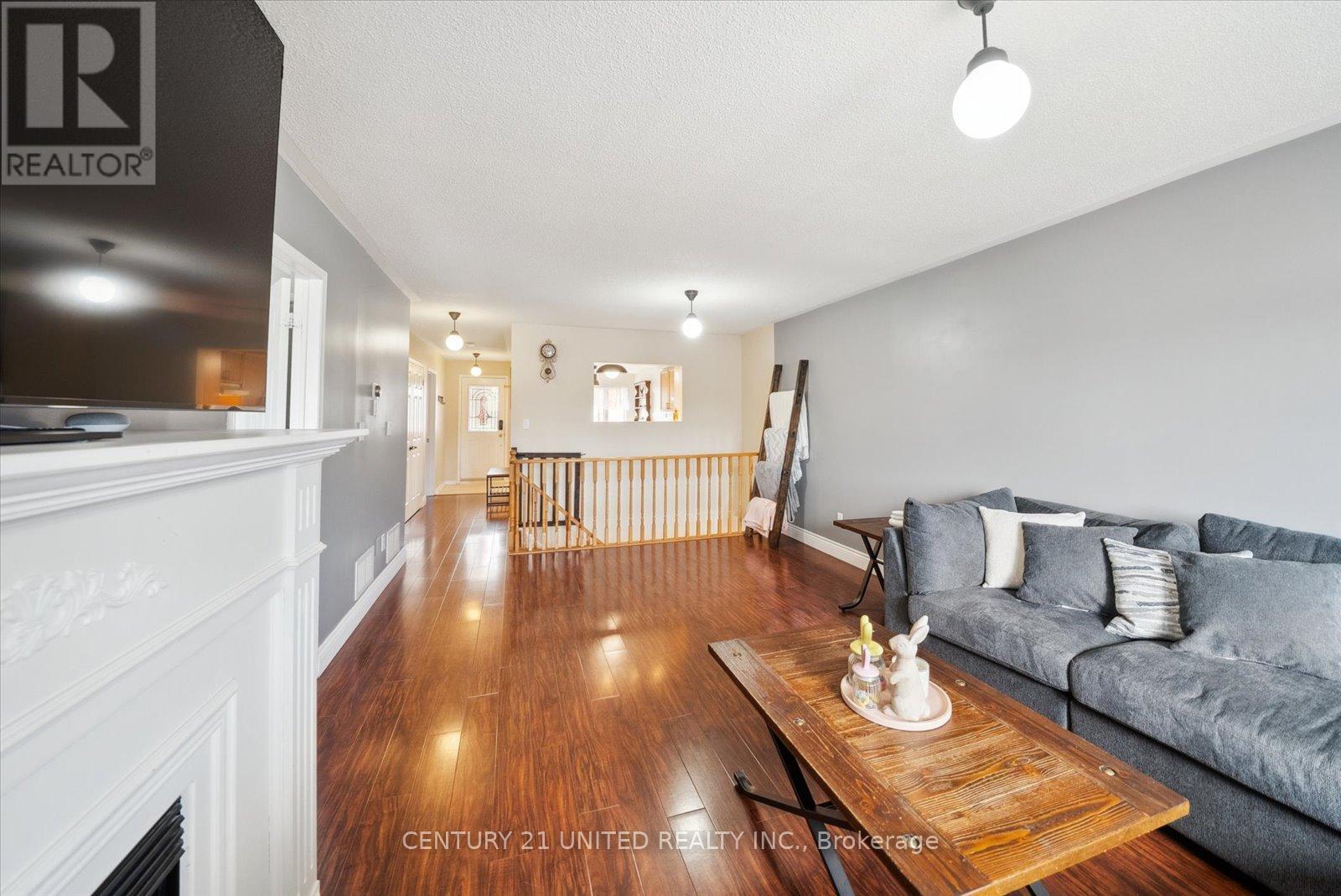 1343 Eagle Crescent, Peterborough West (North), Ontario  K9K 2K7 - Photo 11 - X12070077
