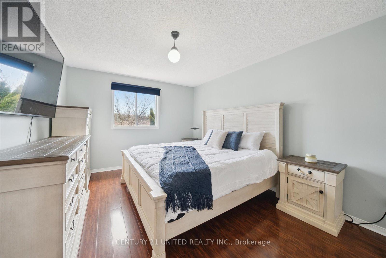 1343 Eagle Crescent, Peterborough West (North), Ontario  K9K 2K7 - Photo 18 - X12070077