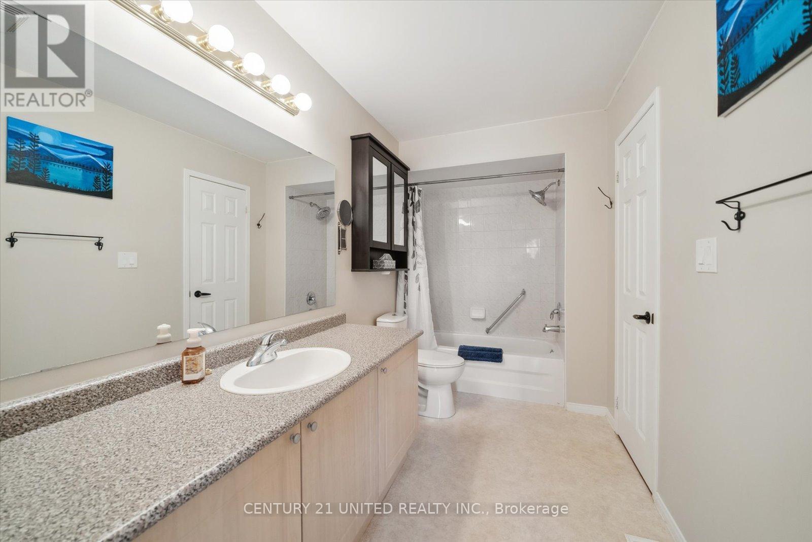 1343 Eagle Crescent, Peterborough West (North), Ontario  K9K 2K7 - Photo 21 - X12070077