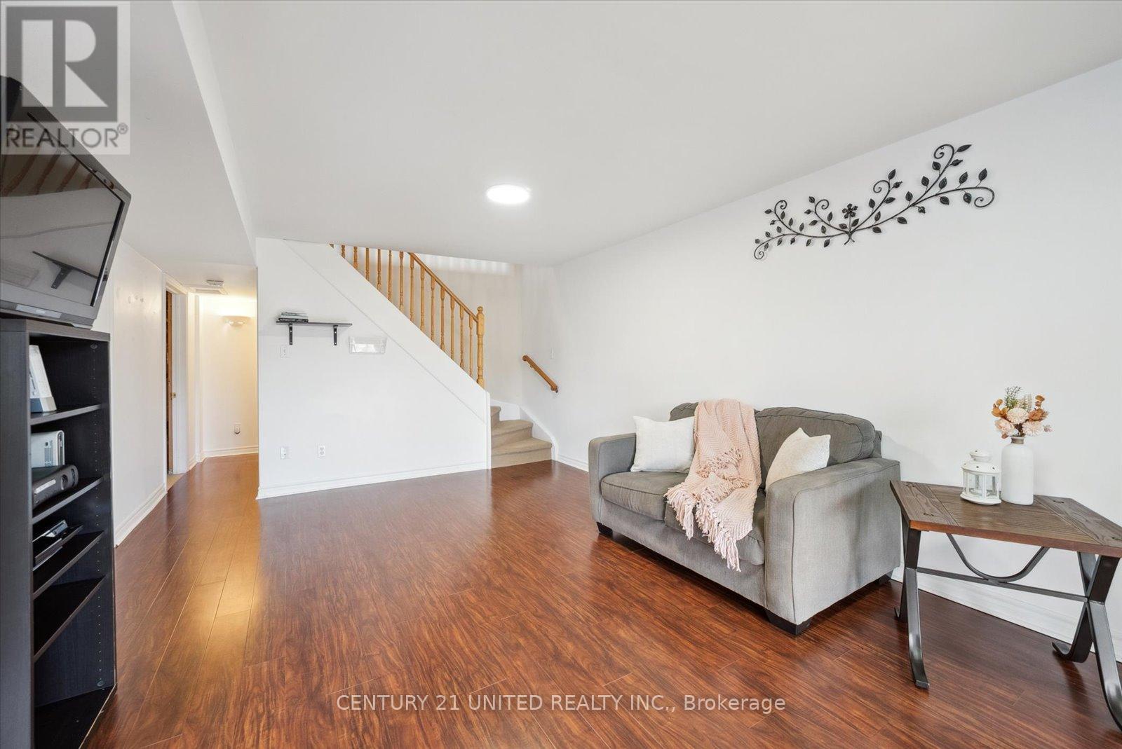 1343 Eagle Crescent, Peterborough West (North), Ontario  K9K 2K7 - Photo 25 - X12070077