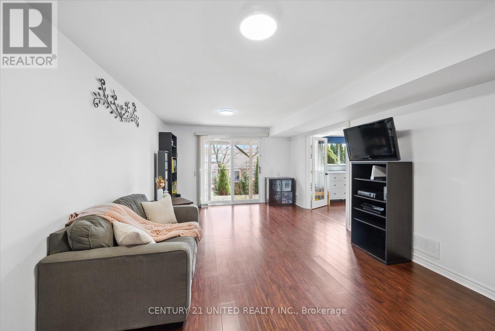 1343 Eagle Crescent, Peterborough West (North), Ontario  K9K 2K7 - Photo 26 - X12070077