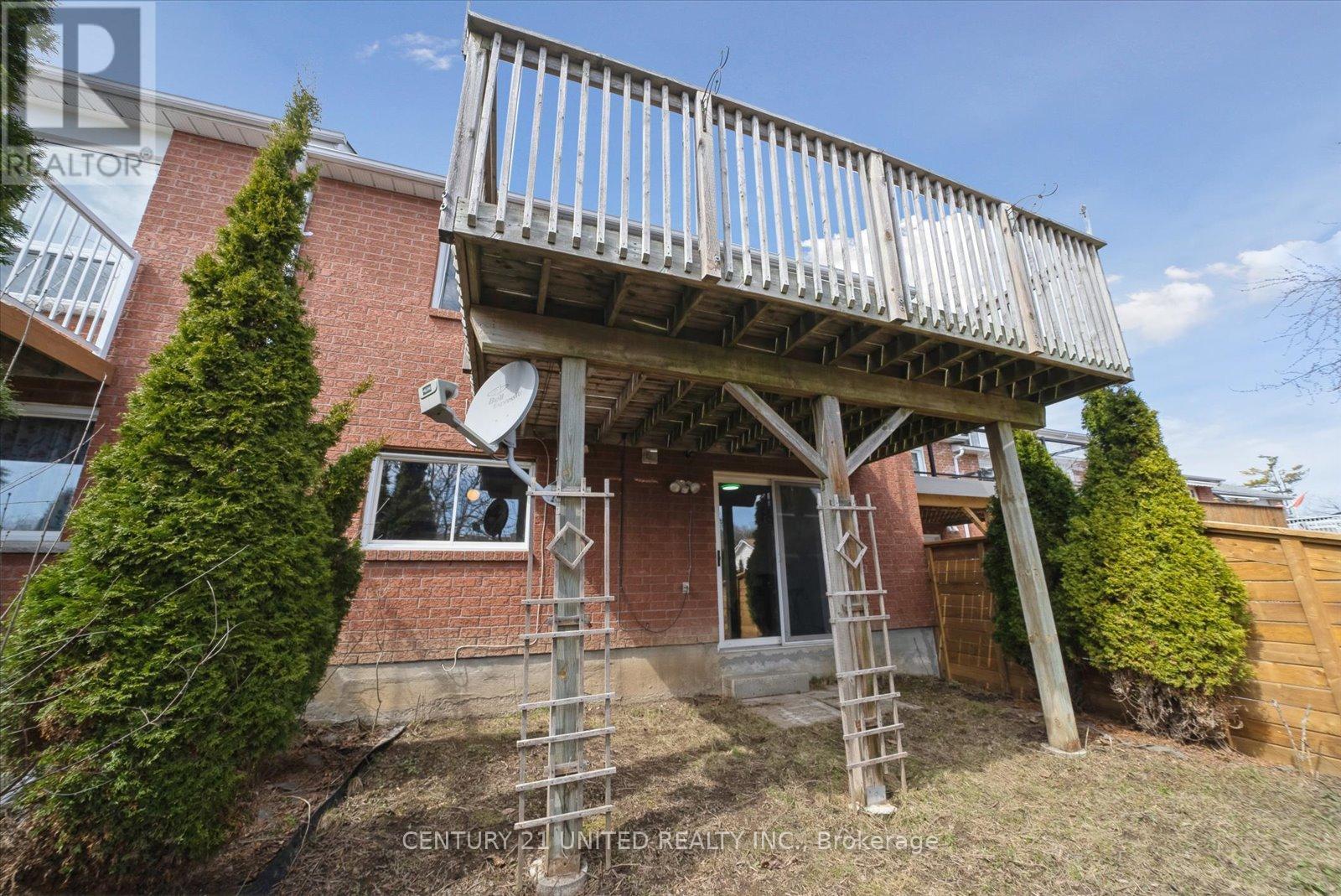 1343 Eagle Crescent, Peterborough West (North), Ontario  K9K 2K7 - Photo 38 - X12070077