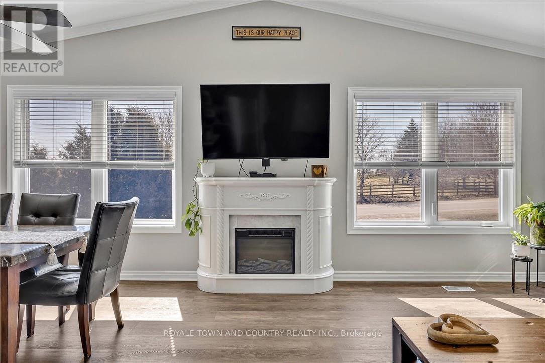 929 Cottingham Road, Kawartha Lakes (Emily), Ontario  K0L 2N0 - Photo 5 - X12071202