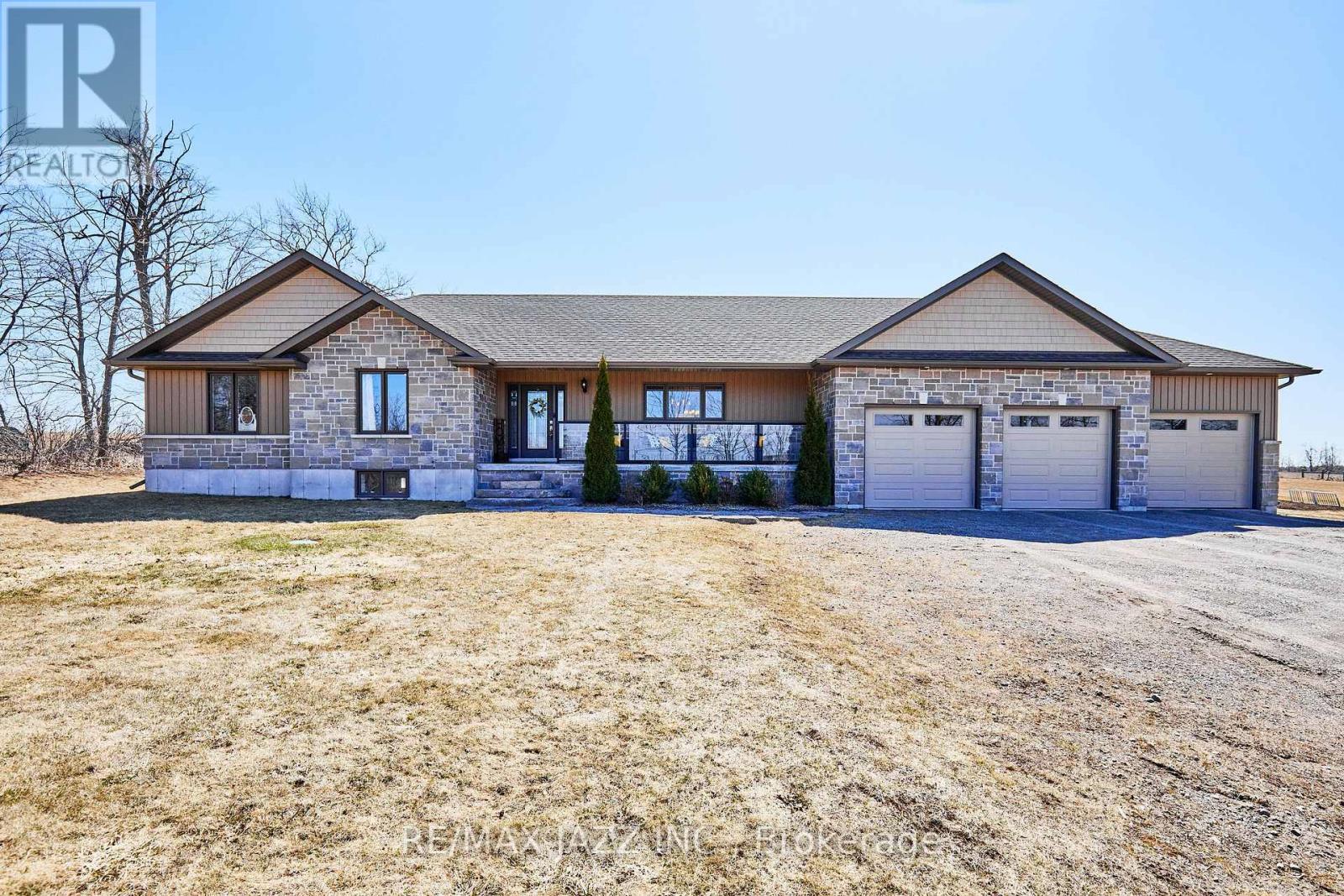 137 Sharpe Line, Cavan Monaghan (Cavan Twp), Ontario  L0A 1C0 - Photo 1 - X12071279
