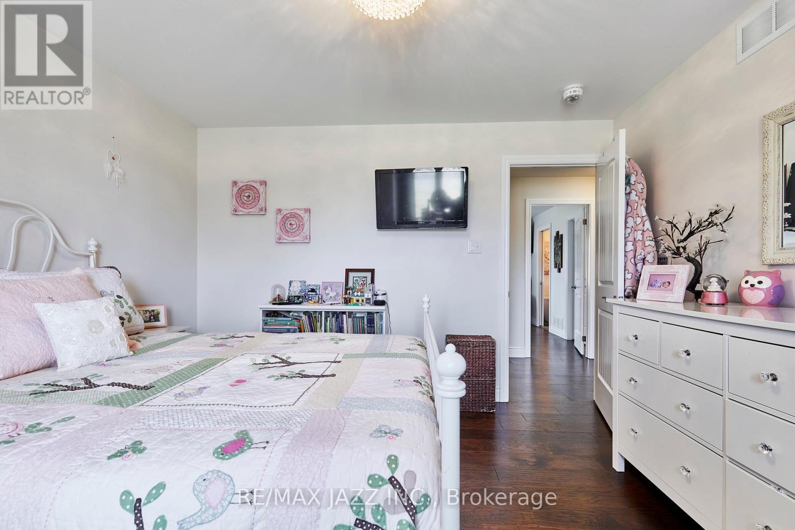 137 Sharpe Line, Cavan Monaghan (Cavan Twp), Ontario  L0A 1C0 - Photo 27 - X12071279