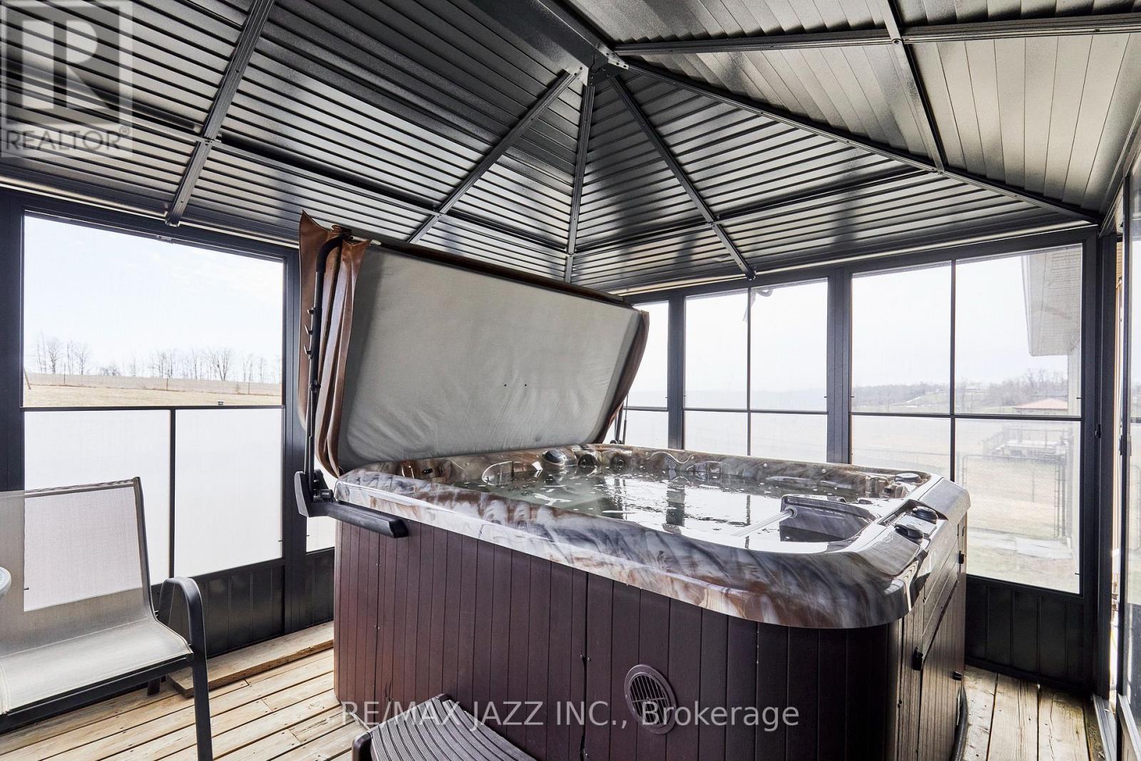 137 Sharpe Line, Cavan Monaghan (Cavan Twp), Ontario  L0A 1C0 - Photo 46 - X12071279
