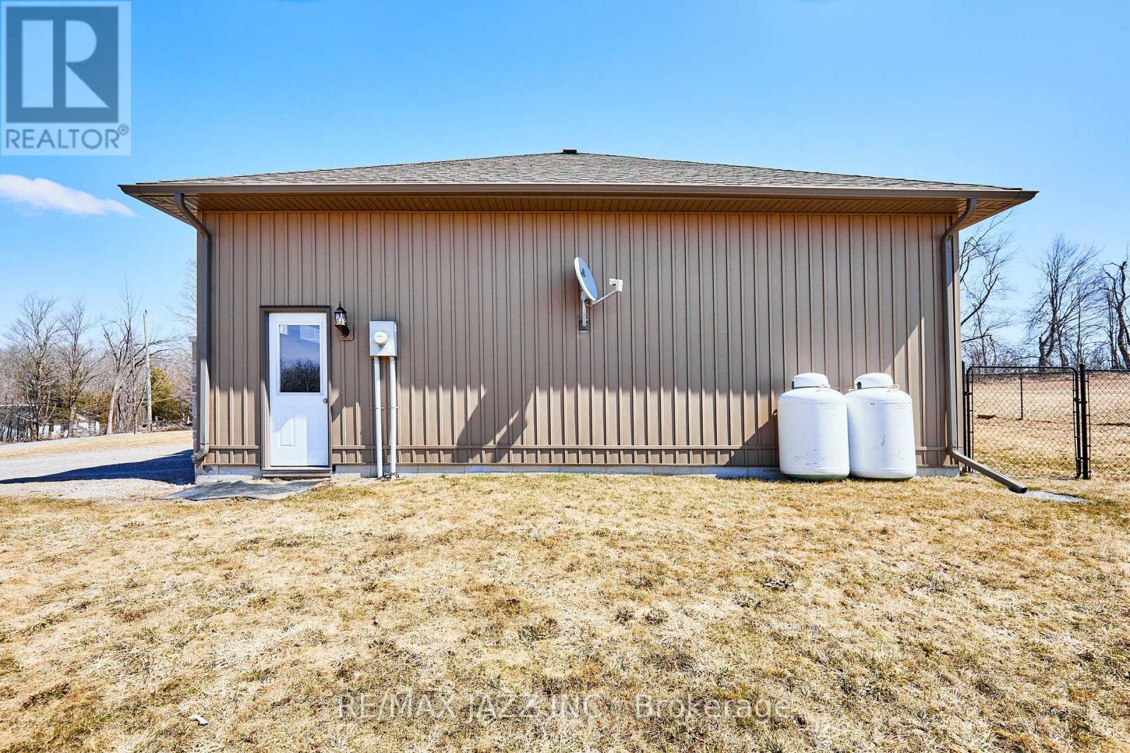 137 Sharpe Line, Cavan Monaghan (Cavan Twp), Ontario  L0A 1C0 - Photo 49 - X12071279