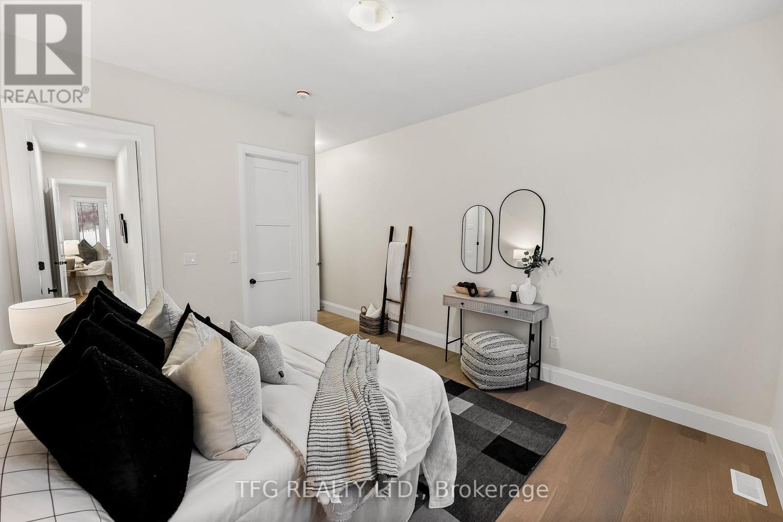 12 Cameron Court, Cavan Monaghan (Cavan Twp), Ontario  L0A 1C0 - Photo 36 - X12071387