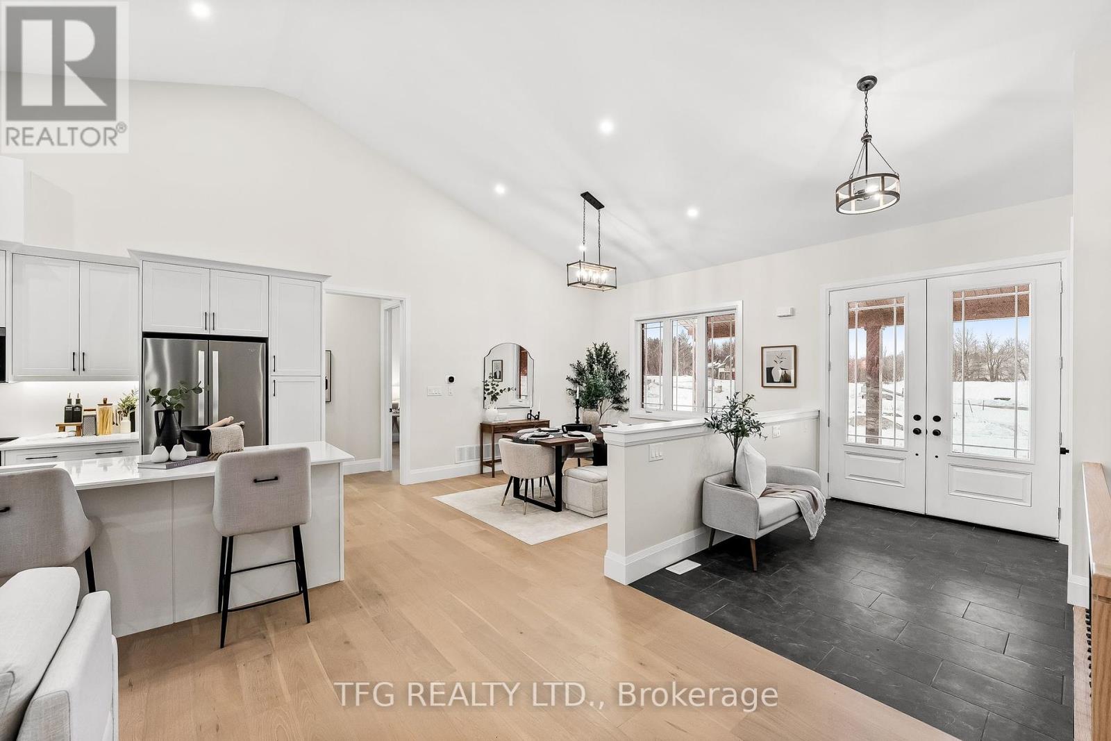 12 Cameron Court, Cavan Monaghan (Cavan Twp), Ontario  L0A 1C0 - Photo 6 - X12071387