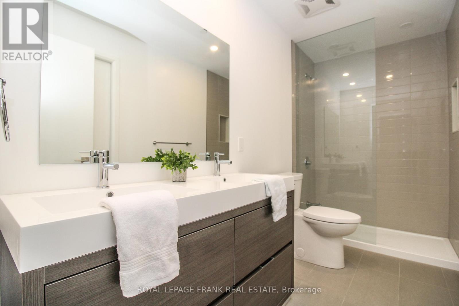 805 - 195 Hunter Street E, Peterborough East (Central), Ontario  K9H 1G9 - Photo 25 - X12071598