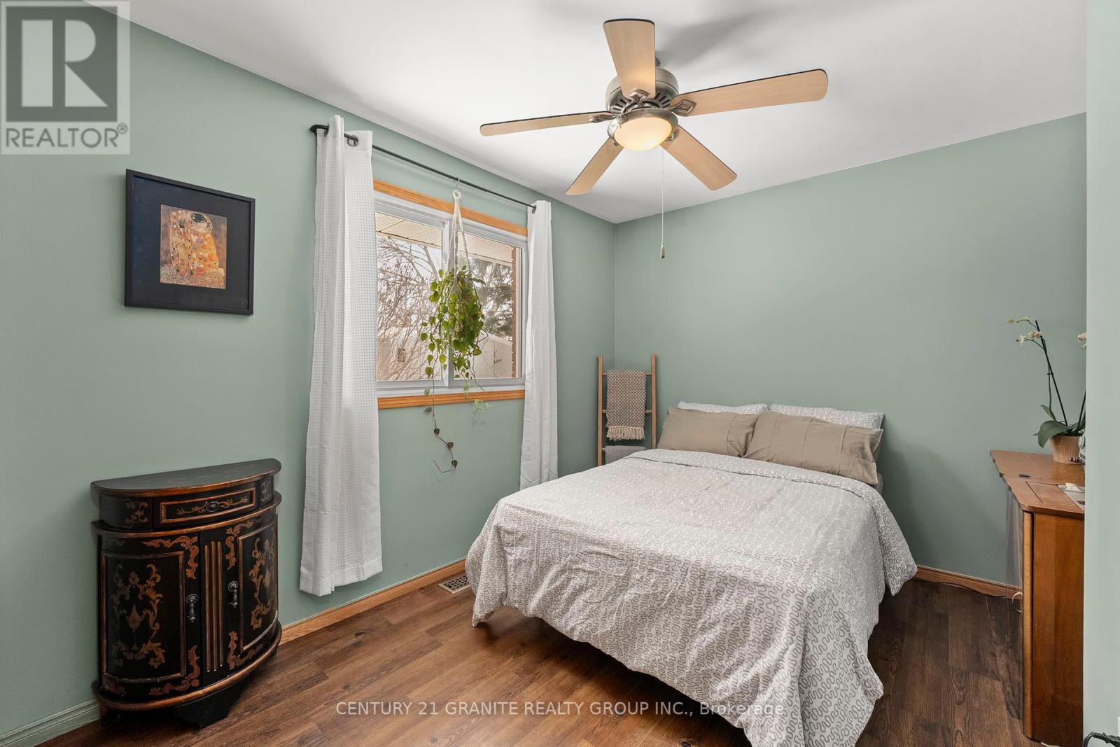1767 Redwood Drive, Peterborough West (Central), Ontario  K9K 1L7 - Photo 15 - X12072370