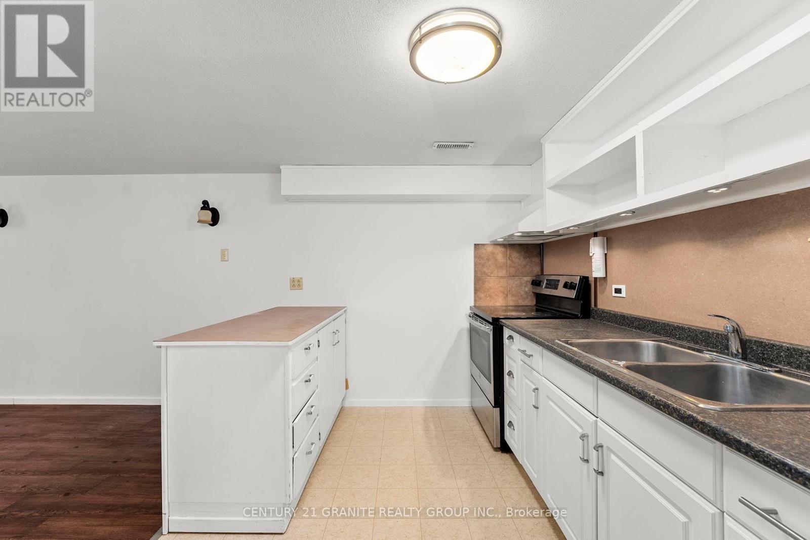 1767 Redwood Drive, Peterborough West (Central), Ontario  K9K 1L7 - Photo 22 - X12072370