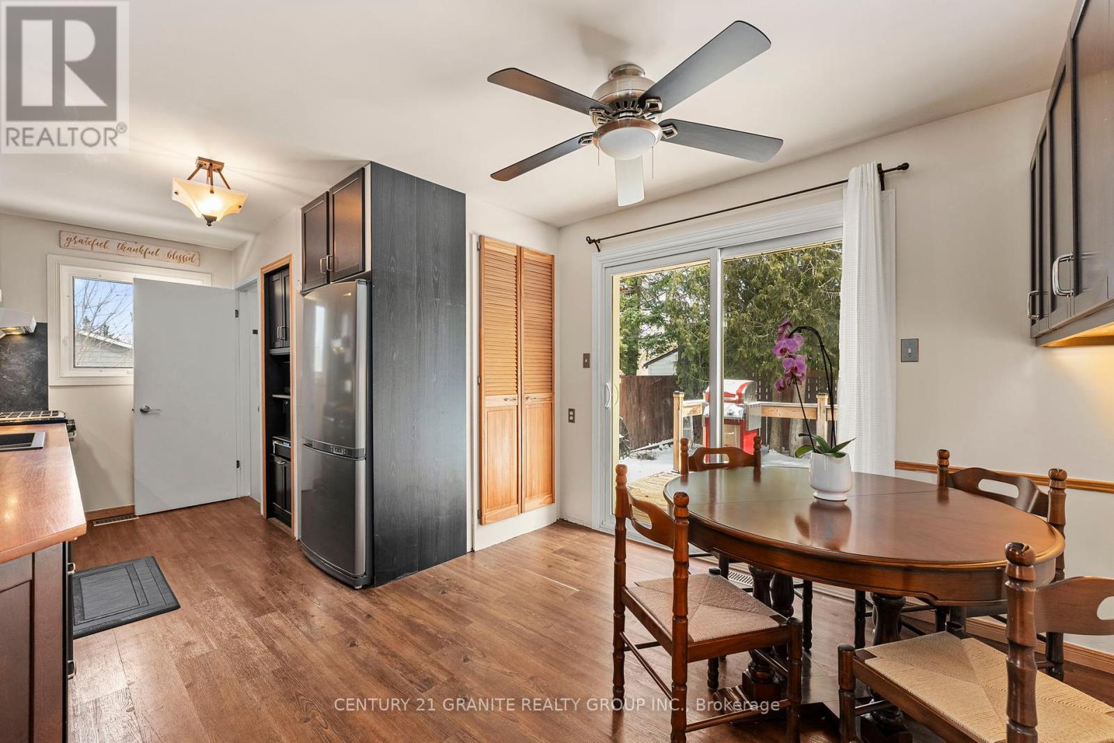 1767 Redwood Drive, Peterborough West (Central), Ontario  K9K 1L7 - Photo 6 - X12072370