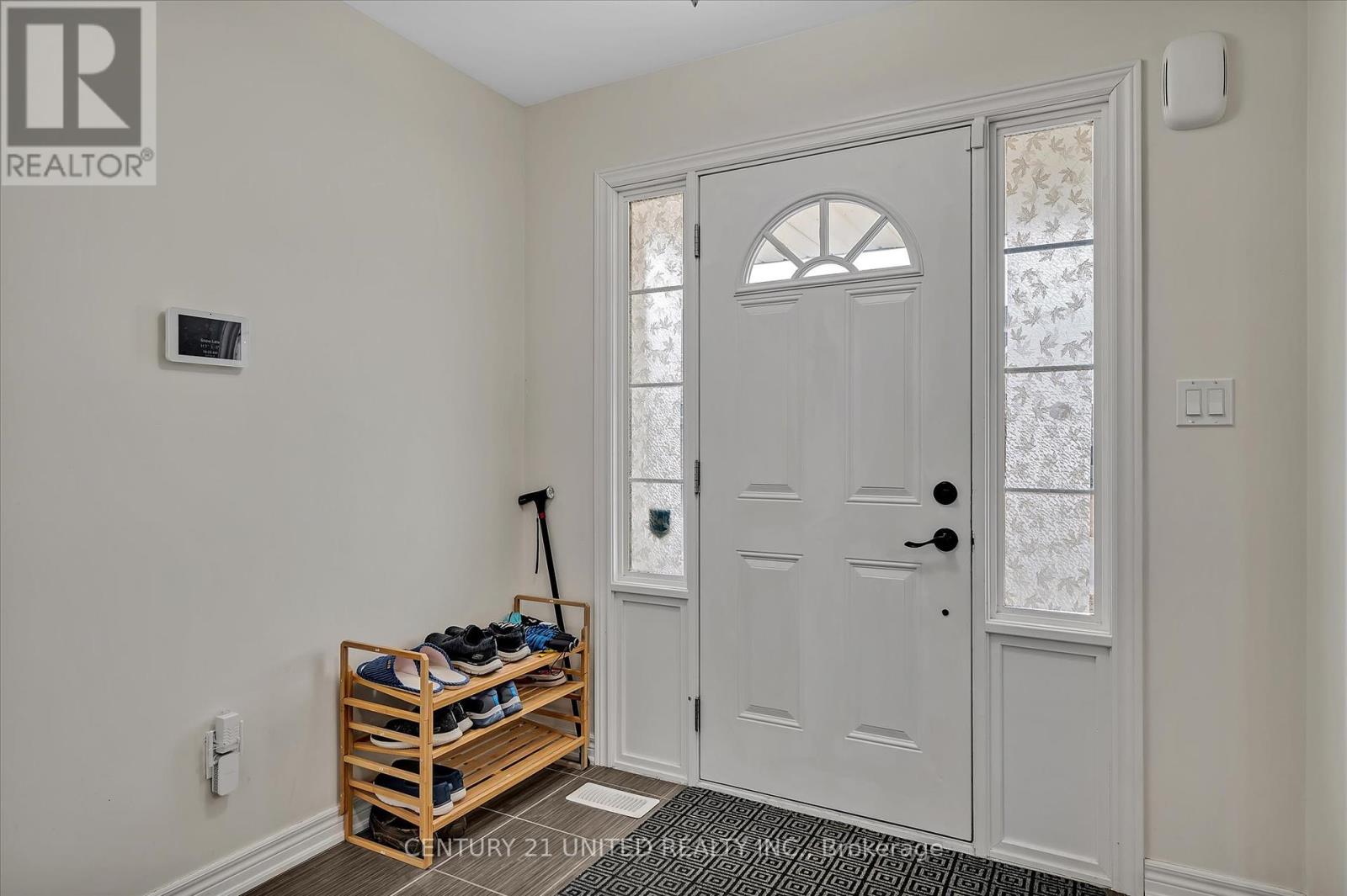 561 Grange Way, Peterborough North (North), Ontario  K9H 0G7 - Photo 8 - X12072708