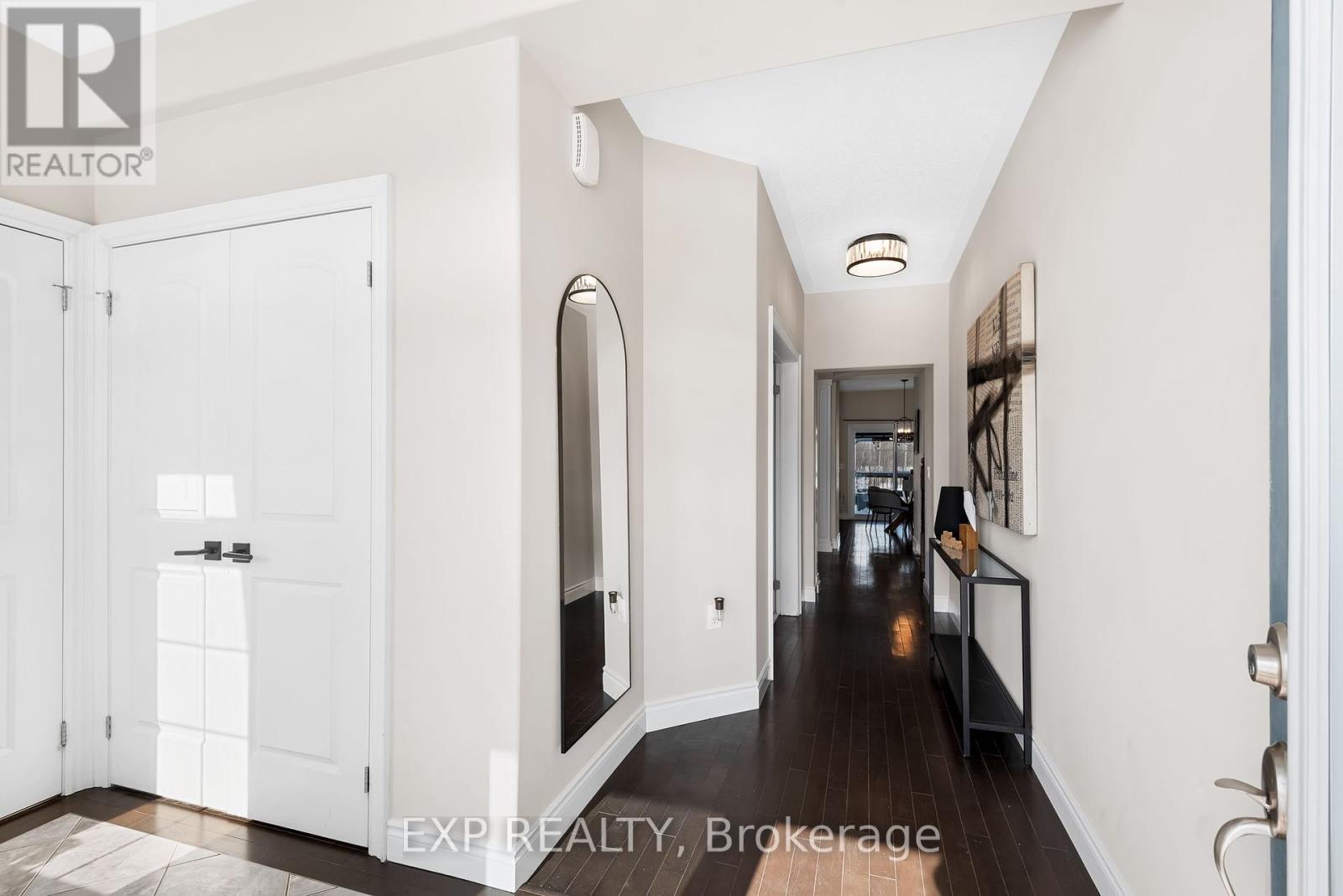13 Summer Lane, Selwyn, Ontario  K9L 0G4 - Photo 4 - X12072542