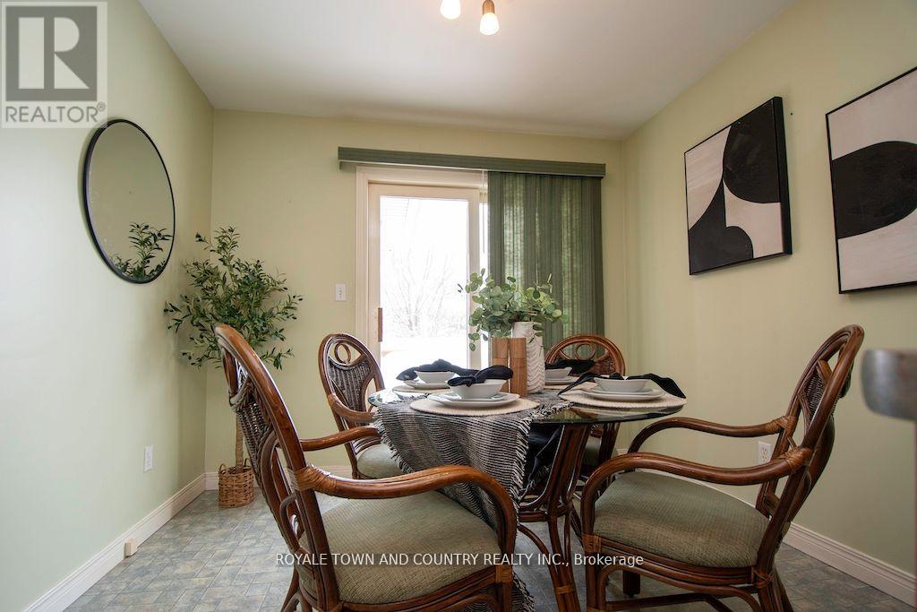 7 Midland Drive, Kawartha Lakes (Lindsay), Ontario  K9V 6B9 - Photo 9 - X12072890