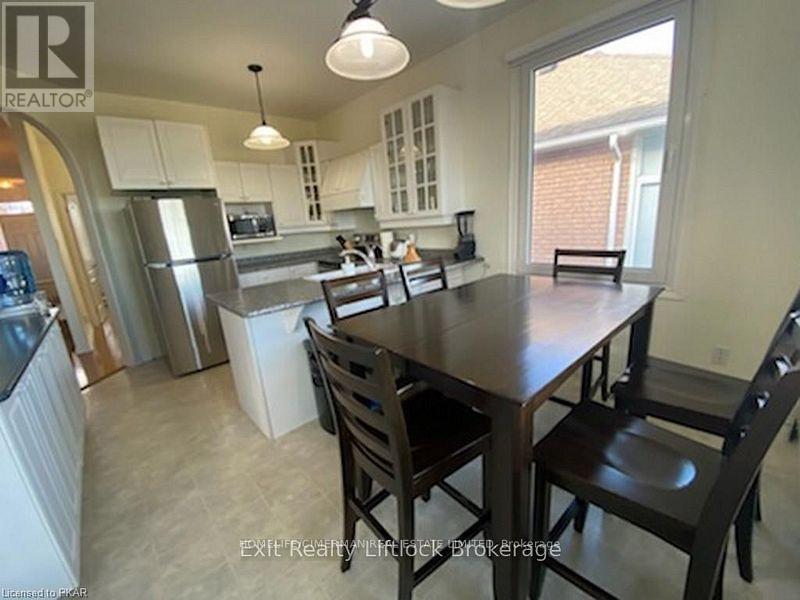 1055 Baker Street, Peterborough North (North), Ontario  K9H 7P8 - Photo 11 - X12073300