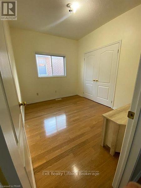 1055 Baker Street, Peterborough North (North), Ontario  K9H 7P8 - Photo 17 - X12073300