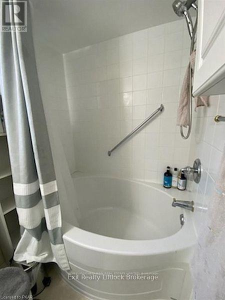 1055 Baker Street, Peterborough North (North), Ontario  K9H 7P8 - Photo 19 - X12073300