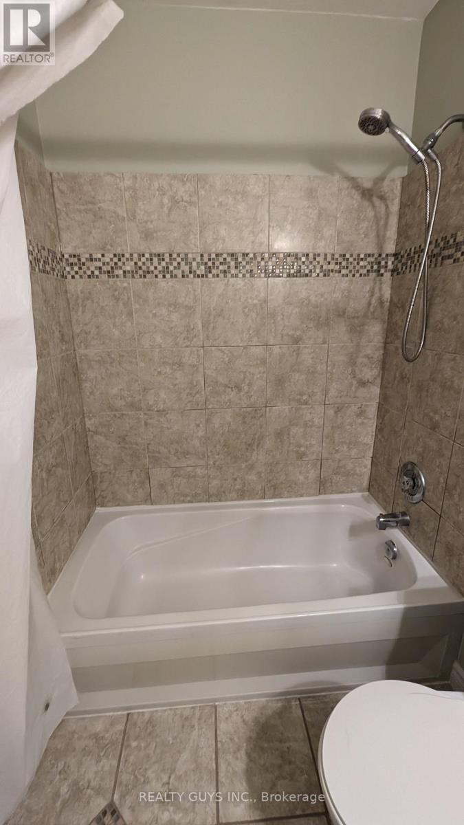 282 Mcdonnel Street, Peterborough Central (North), Ontario  K9H 2W5 - Photo 35 - X12073742