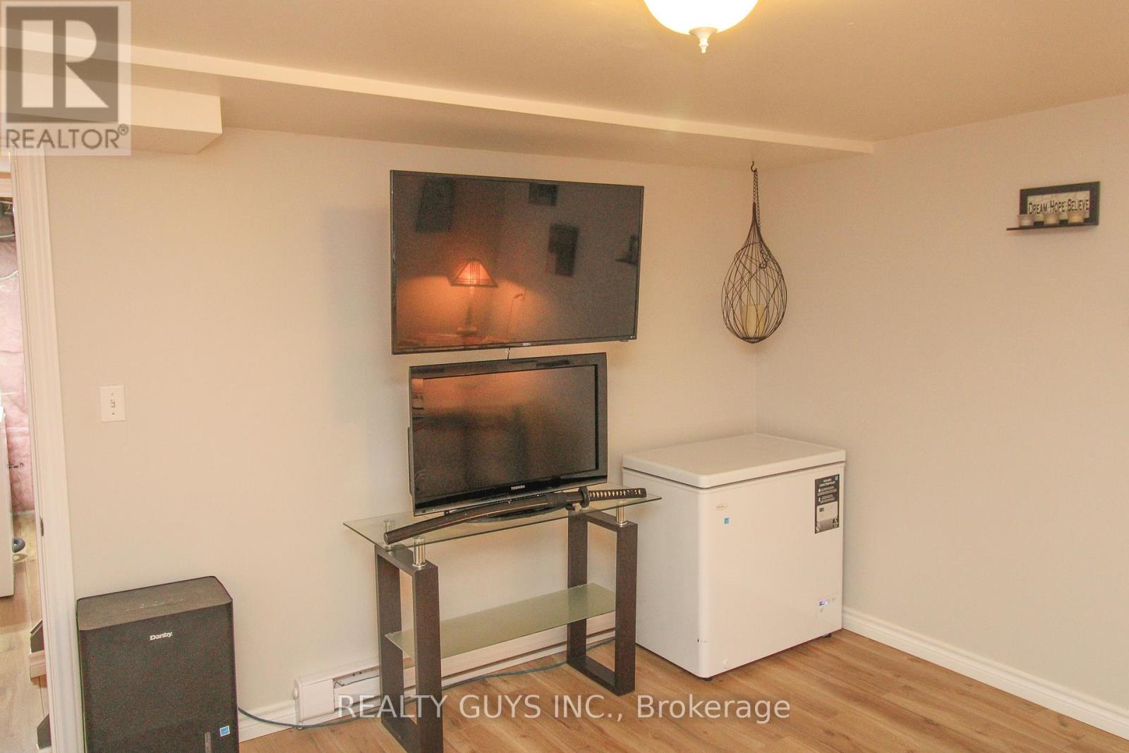 282 Mcdonnel Street, Peterborough Central (North), Ontario  K9H 2W5 - Photo 39 - X12073742
