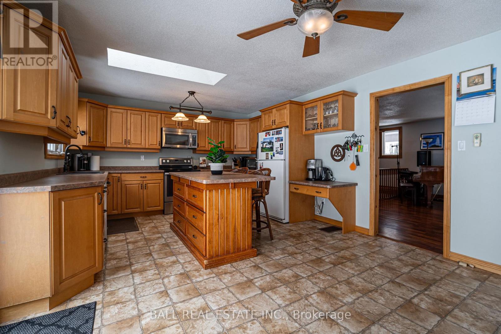 537 Highway 7a, Cavan Monaghan (Cavan Twp), Ontario  L0A 1C0 - Photo 8 - X12074988