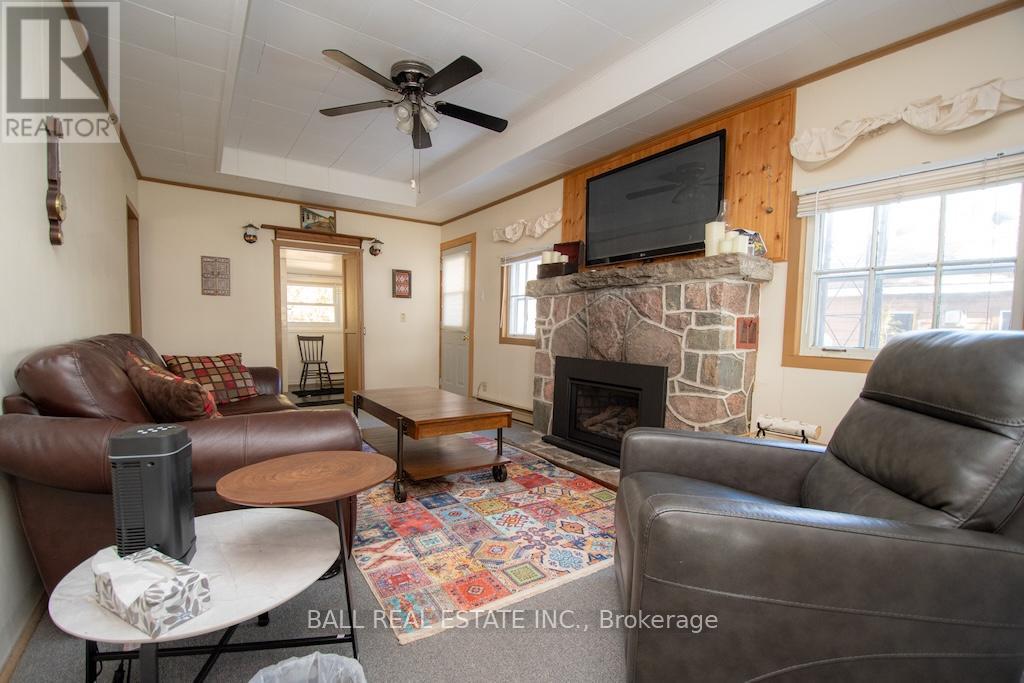 2077 White Lake Road W, Douro-Dummer, Ontario  K0L 2H0 - Photo 16 - X12076792