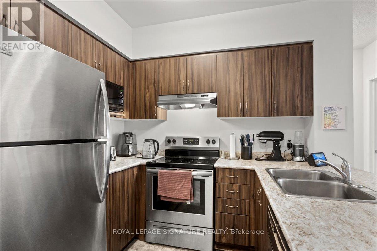 201 - 930 Wentworth Street, Peterborough West (Central), Ontario  K9J 8R8 - Photo 11 - X12077004