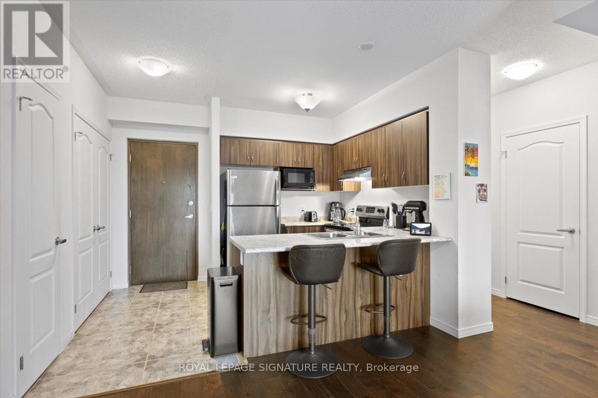 201 - 930 Wentworth Street, Peterborough West (Central), Ontario  K9J 8R8 - Photo 14 - X12077004