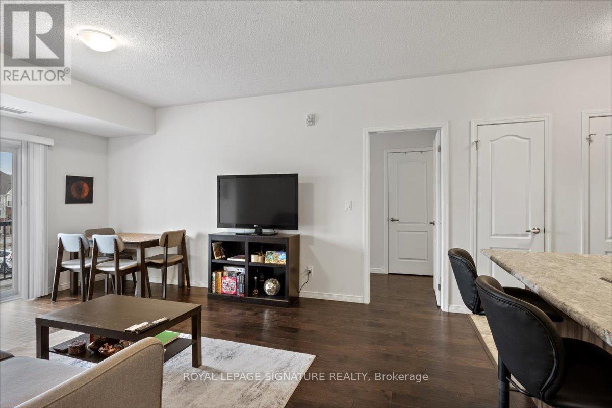 201 - 930 Wentworth Street, Peterborough West (Central), Ontario  K9J 8R8 - Photo 17 - X12077004