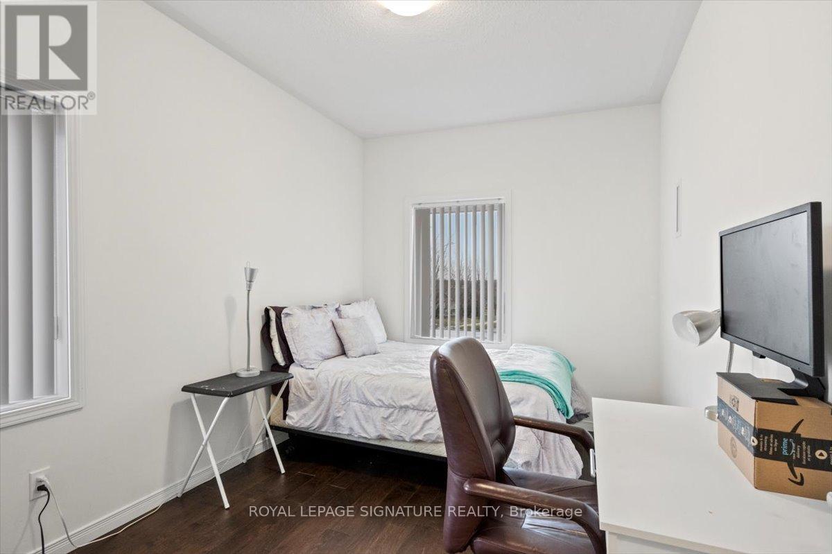 201 - 930 Wentworth Street, Peterborough West (Central), Ontario  K9J 8R8 - Photo 24 - X12077004