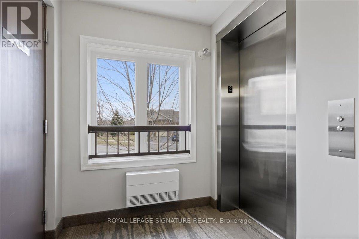 201 - 930 Wentworth Street, Peterborough West (Central), Ontario  K9J 8R8 - Photo 6 - X12077004