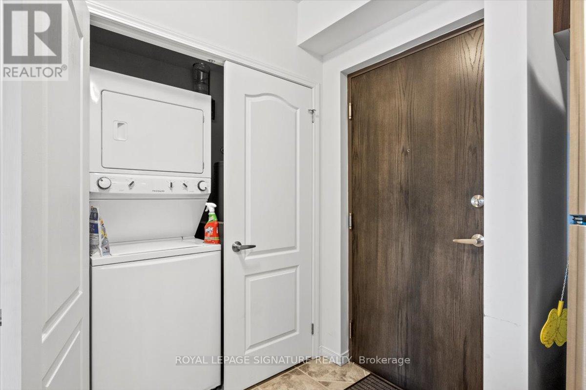 201 - 930 Wentworth Street, Peterborough West (Central), Ontario  K9J 8R8 - Photo 9 - X12077004