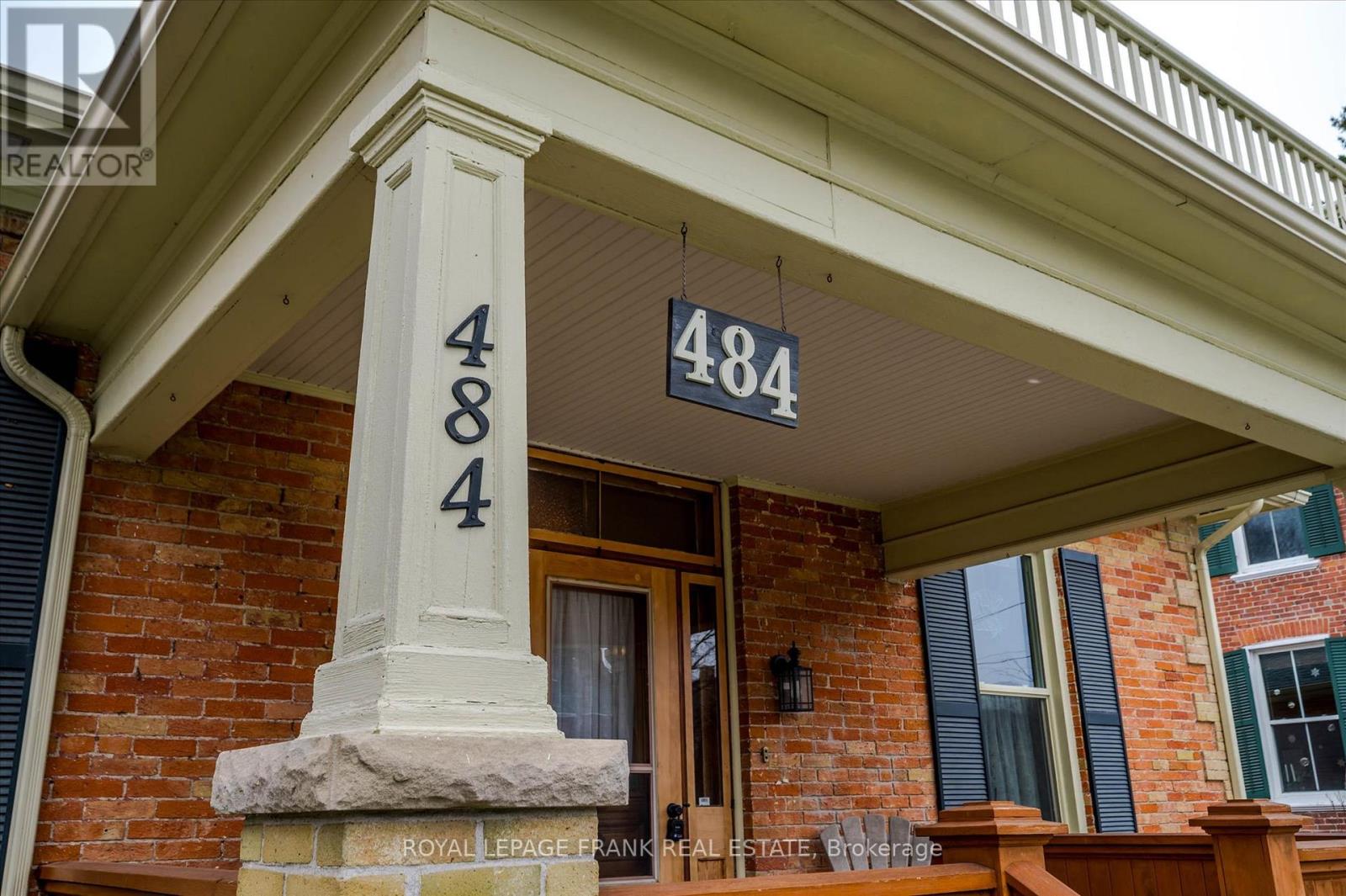 484 Gilmour Street, Peterborough Central (Old West End), Ontario  K9H 2J9 - Photo 4 - X12077163