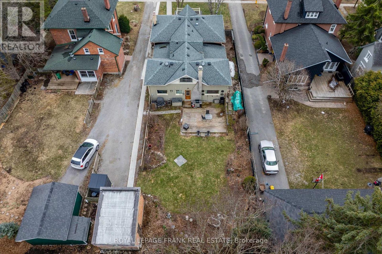 484 Gilmour Street, Peterborough Central (Old West End), Ontario  K9H 2J9 - Photo 41 - X12077163