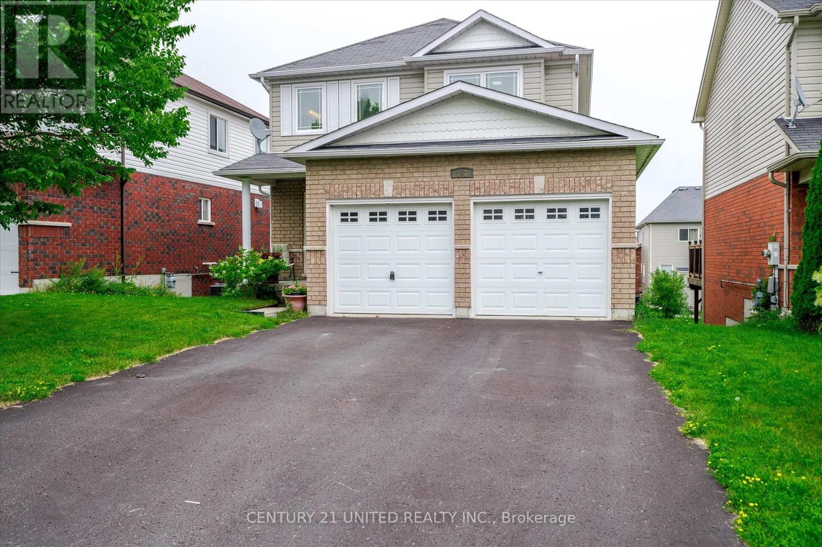 213 Farrier Crescent, Peterborough North (North), Ontario  K9L 0A6 - Photo 3 - X12077490