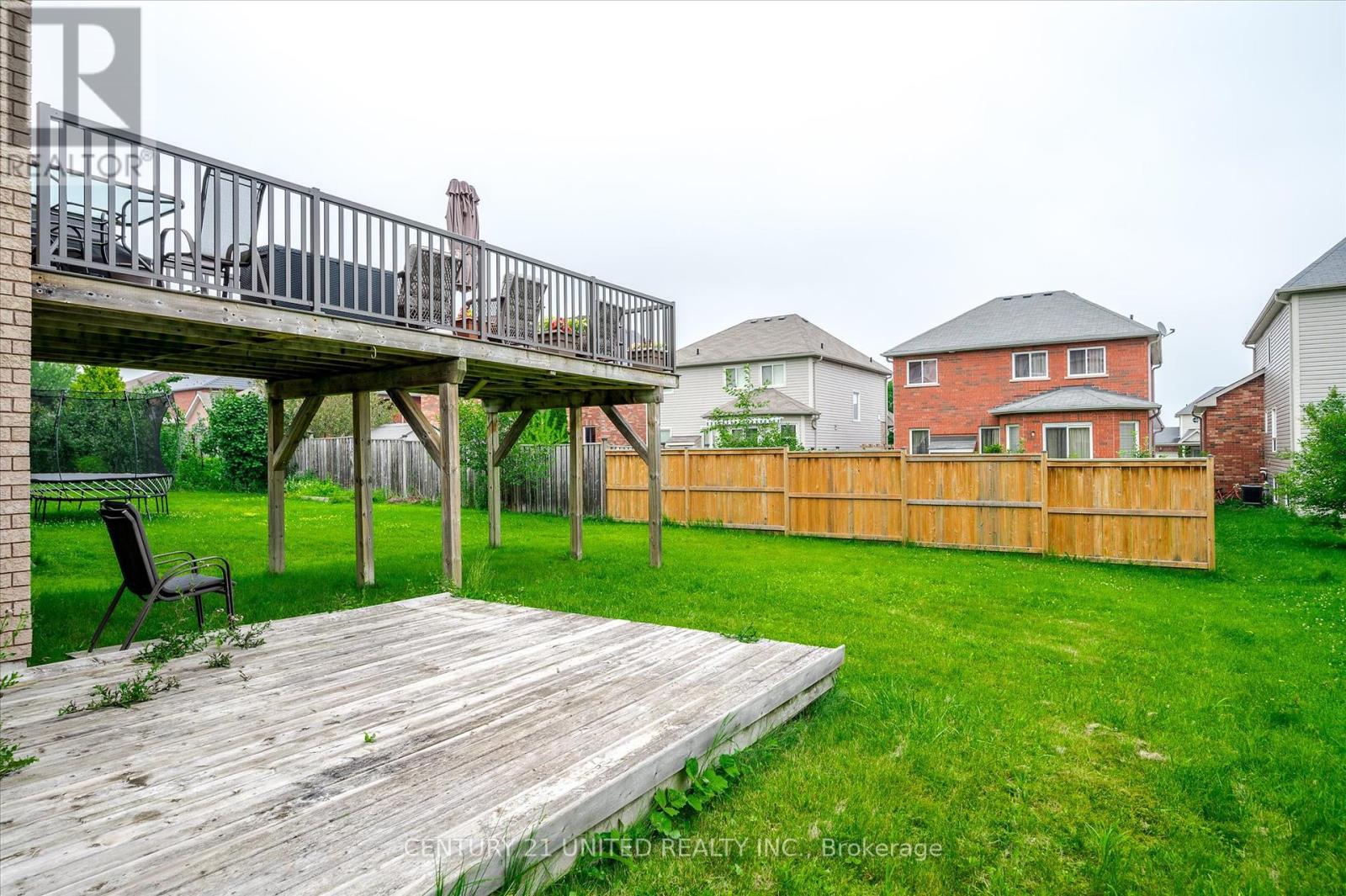 213 Farrier Crescent, Peterborough North (North), Ontario  K9L 0A6 - Photo 36 - X12077490