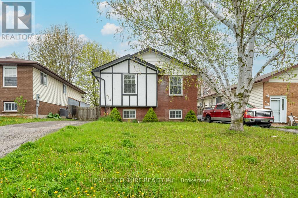 453 Crystal Drive, Peterborough South (East), Ontario  K9J 8L3 - Photo 2 - X12078131