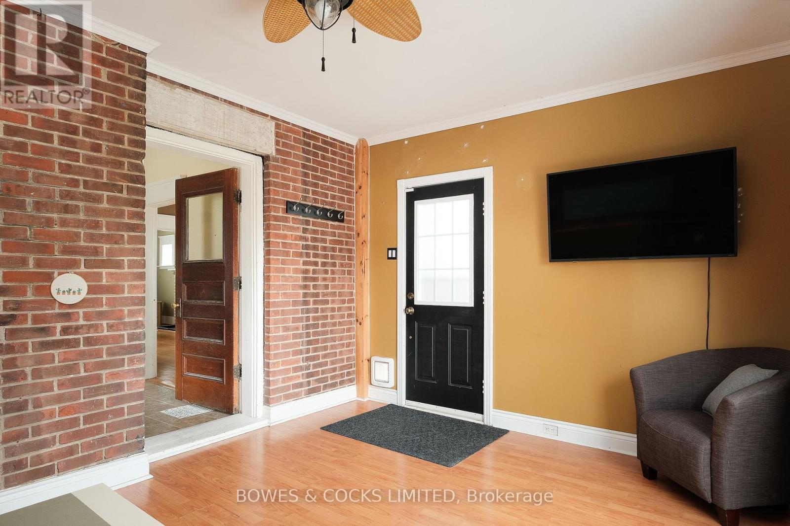 562 Cameron Street, Peterborough South (West), Ontario  K9J 3Z5 - Photo 17 - X12078445