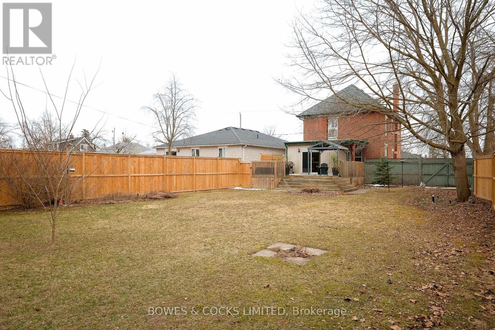 562 Cameron Street, Peterborough South (West), Ontario  K9J 3Z5 - Photo 40 - X12078445
