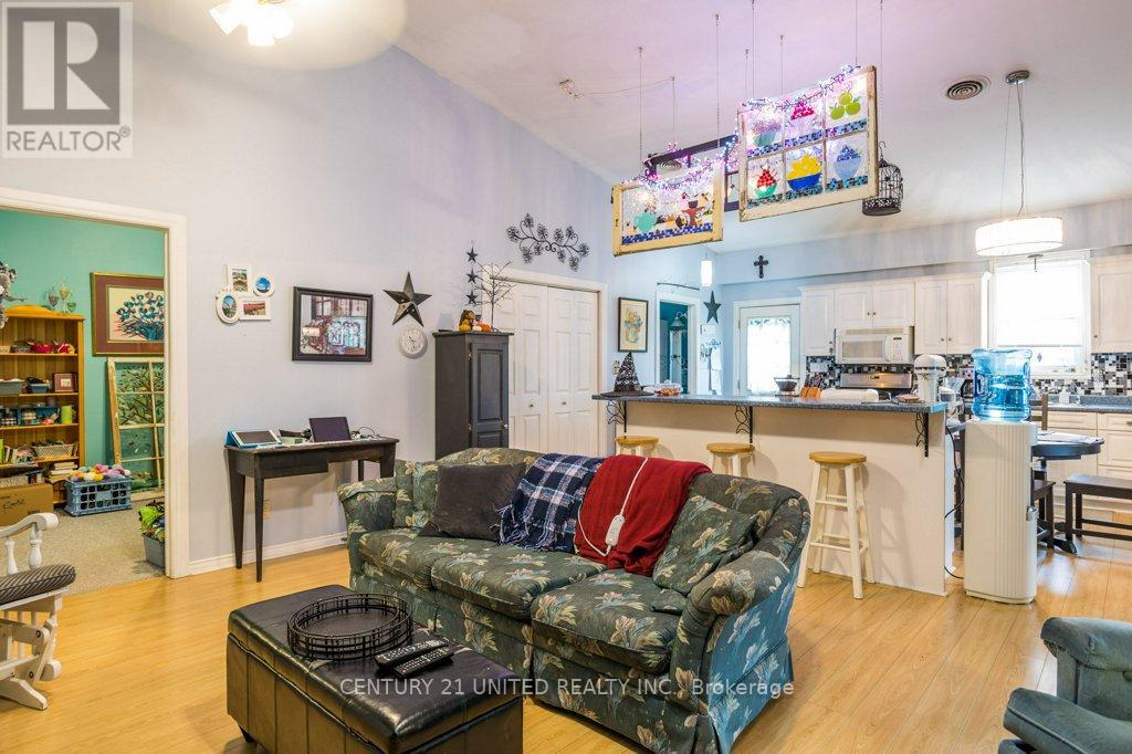 2219 Burnham Line, Otonabee-South Monaghan, Ontario  K9J 6X7 - Photo 16 - X12078450