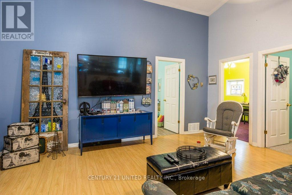 2219 Burnham Line, Otonabee-South Monaghan, Ontario  K9J 6X7 - Photo 17 - X12078450