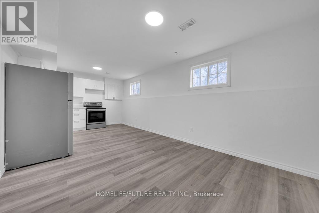 Lower - 453 Crystal Drive, Peterborough South (East), Ontario  K9J 8L3 - Photo 5 - X12078855