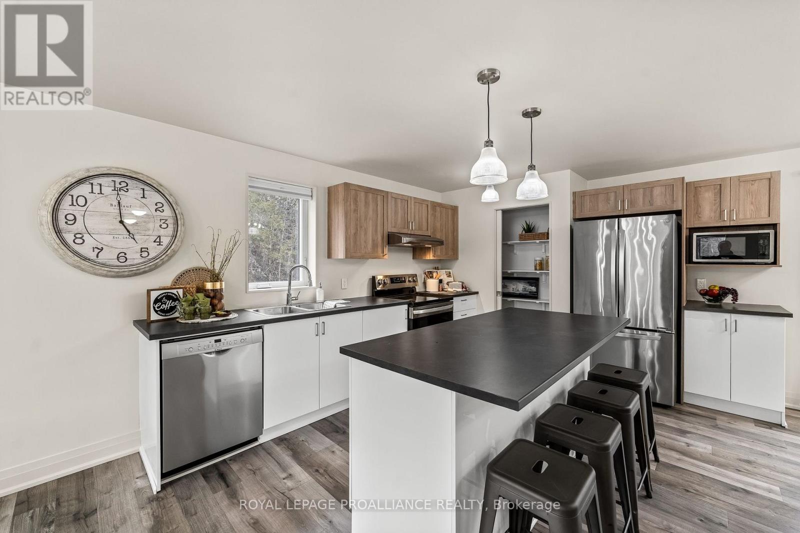 228 Meyers Island Road, Trent Hills, Ontario  K0L 1L0 - Photo 10 - X12079547