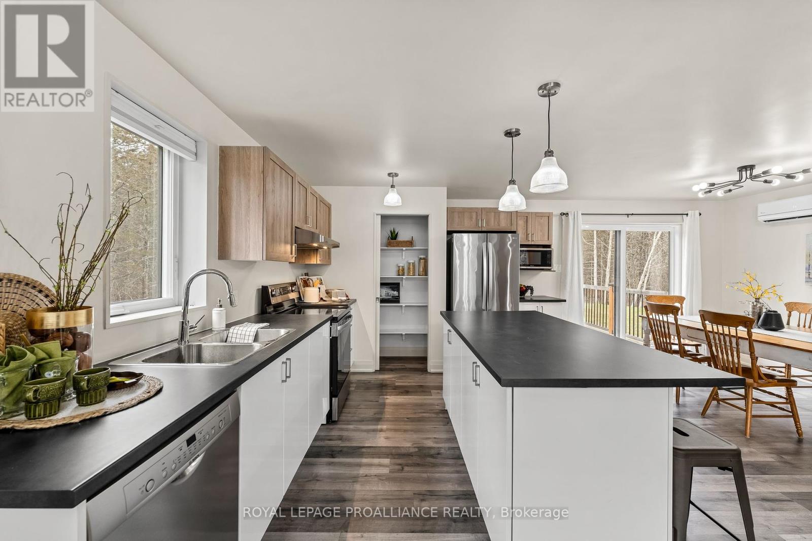 228 Meyers Island Road, Trent Hills, Ontario  K0L 1L0 - Photo 11 - X12079547